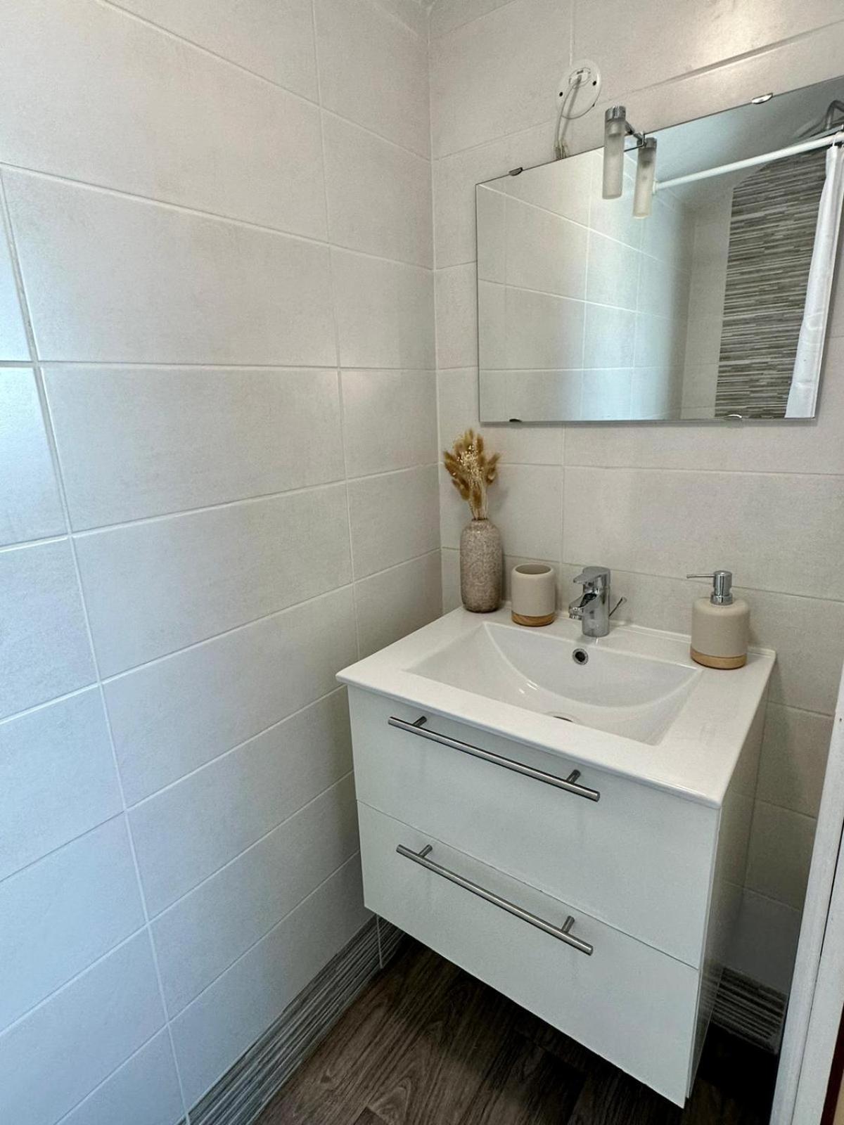 La Barbotine - Cosy - Centre Ville Bourg-en-Bresse Ngoại thất bức ảnh